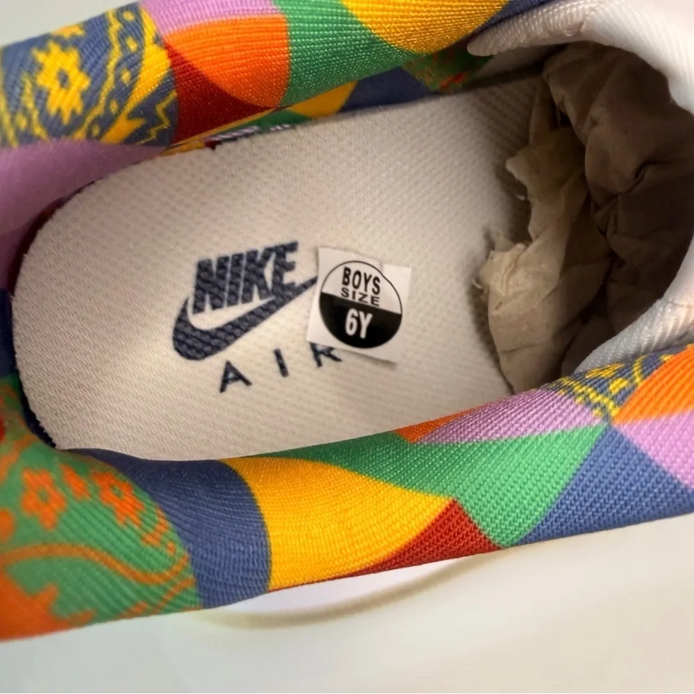 Nike vibrant fun